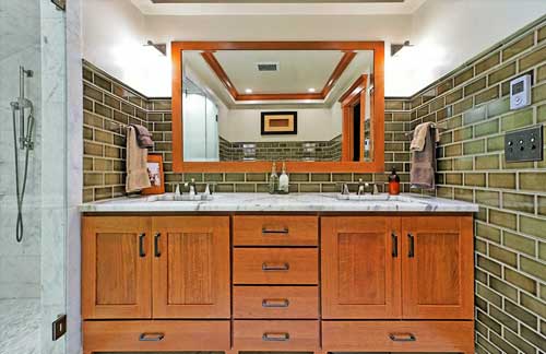 Seattle bathroom cabinets