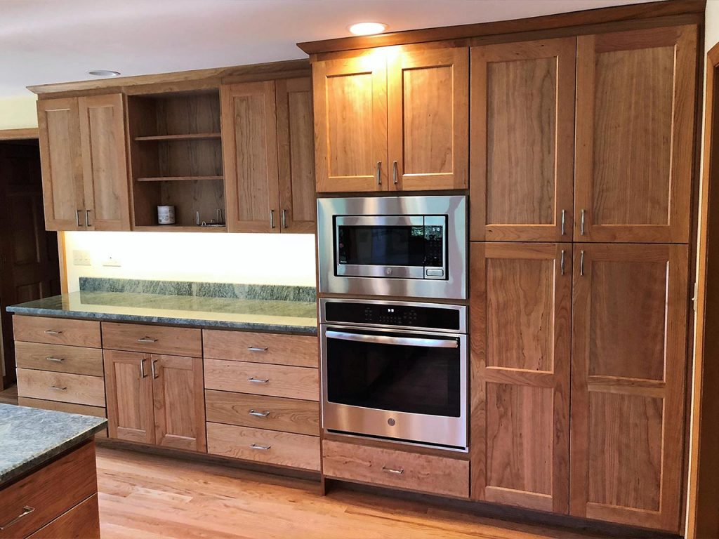 Cherry kitchen cabinets